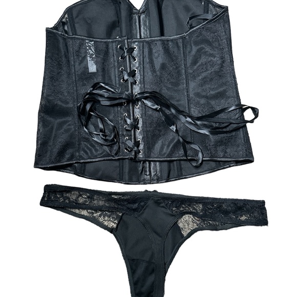 Adore Me Lingerie Set - Picture 3 of 6